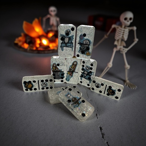 Jack Skellington Nightmare before Christmas professional double 6 dominoes - Picture 1 of 4
